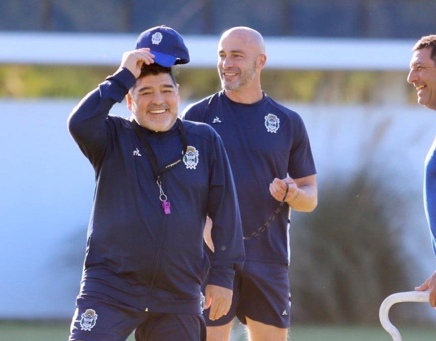 Maradona volvió a entrenar a Gimnasia y Esgrima de La Plata