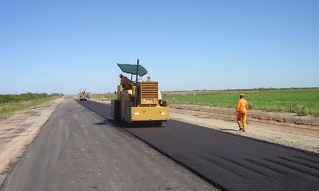 las empresas constructoras esperan definiciones sobre la obra publica esta semana las empresas constructoras esperan definiciones sobre la obra publica esta semana