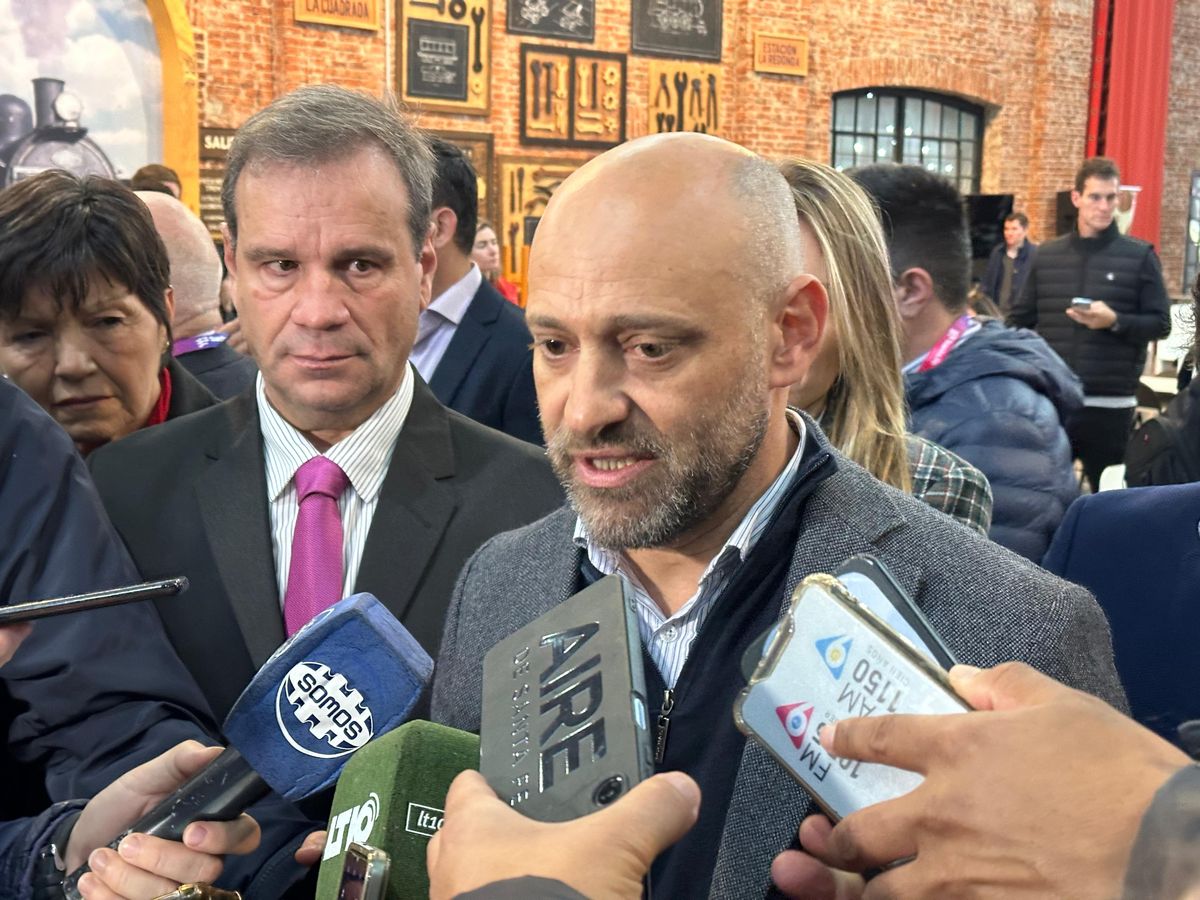 Autoridades provinciales confirmaron sondeos de firmas interesadas en la crisis en SanCor. Autoridades provinciales confirmaron sondeos de firmas interesadas en la crisis en SanCor.