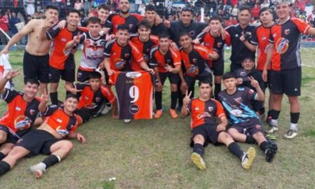 Ferrocarril Santa Fe de Vera eliminó a Gimnasia. Ferrocarril Santa Fe de Vera eliminó a Gimnasia.