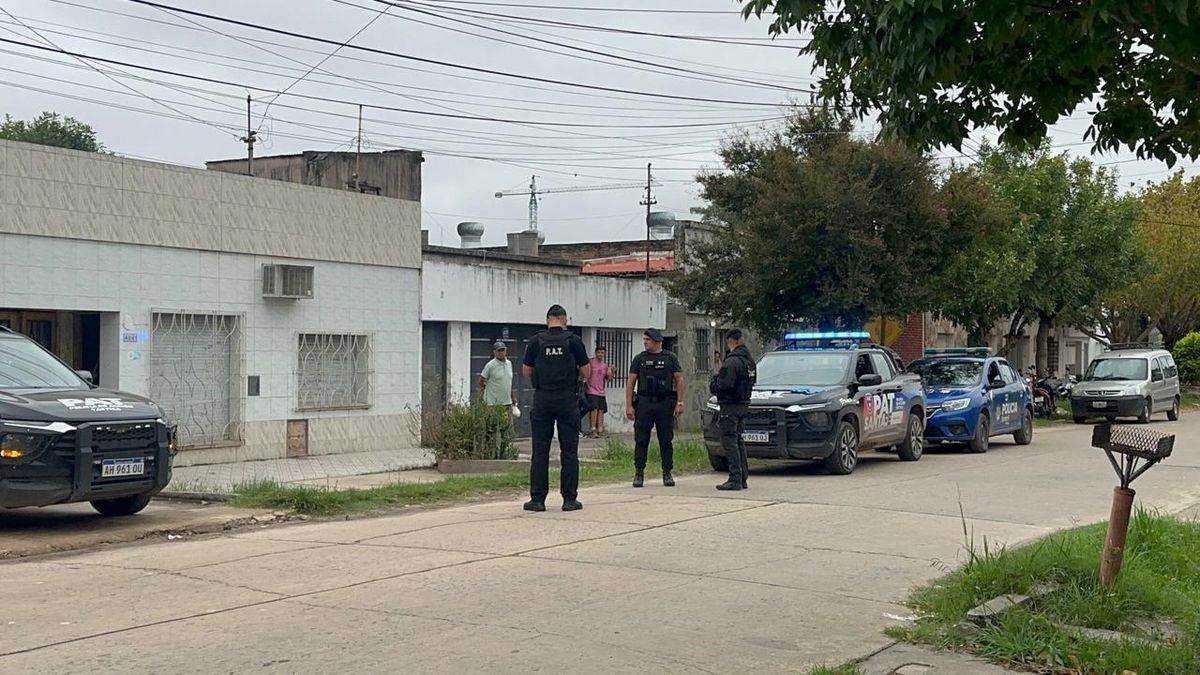 Violencia de género: detuvieron a un hombre por golpear a su pareja embarazada en barrio Villa del Parque. Violencia de género: detuvieron a un hombre por golpear a su pareja embarazada en barrio Villa del Parque.