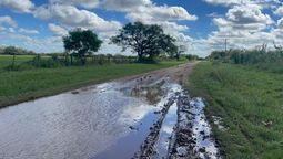 altText(Vecinos de Monte Vera reclaman por caminos rurales intransitables tras intensas lluvias)}