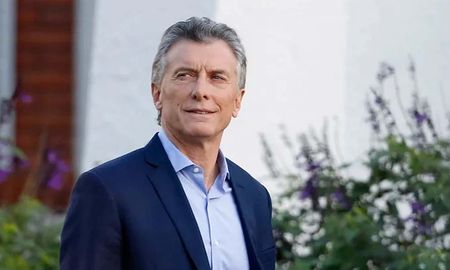 Mauricio Macri prefiere ver campeón a Messi del Mundial antes que volver a ser presidente. Mauricio Macri prefiere ver campeón a Messi del Mundial antes que volver a ser presidente.