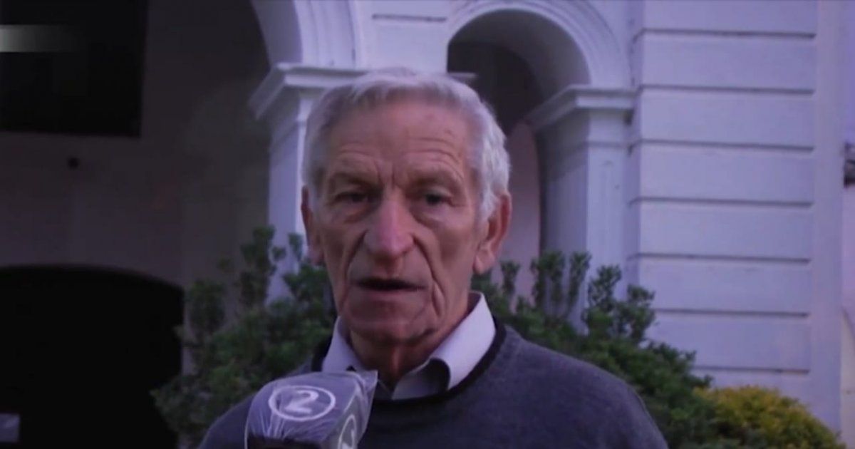 El padre Alejandro Villafañe de Rincón manifestó su enojo por la suspensión de las misas presenciales en espacios cerrados.