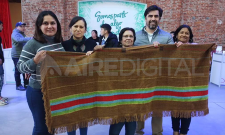 Aire de Santa Fe | PONCHO PAPA (3).png