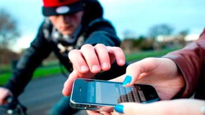 Patricia Bullrich presentó una línea telefónica para bloquear celulares robados en todo el país