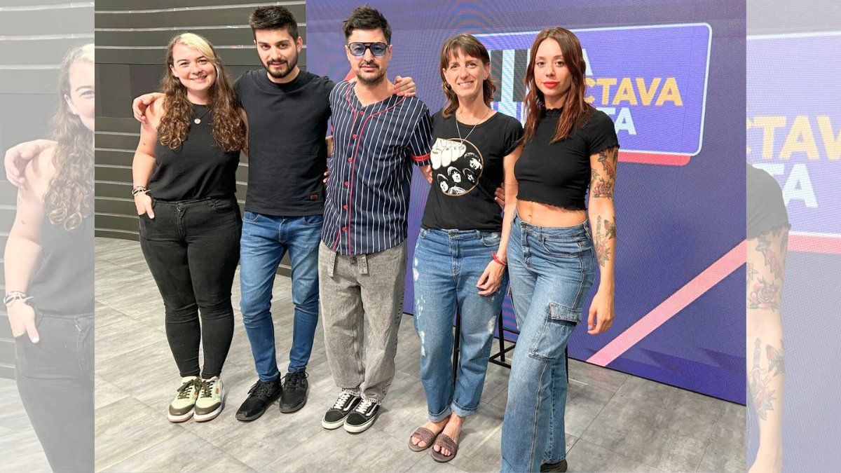 Chino Mansutti pasó por La Octava Nota y recordó la experiencia de hacer un show sobre una de las torres del Puente Colgante Chino Mansutti pasó por La Octava Nota y recordó la experiencia de hacer un show sobre una de las torres del Puente Colgante