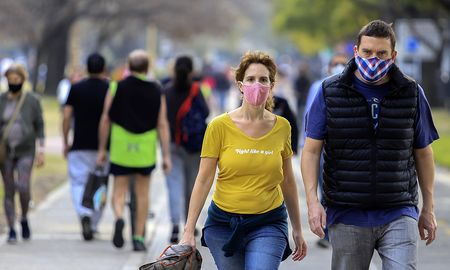 Alrededor del 54% de los infectados de reportados este jueves en Argentina corresponden a Caba y a la Provincia de Buenos Aires Alrededor del 54% de los infectados de reportados este jueves en Argentina corresponden a Caba y a la Provincia de Buenos Aires