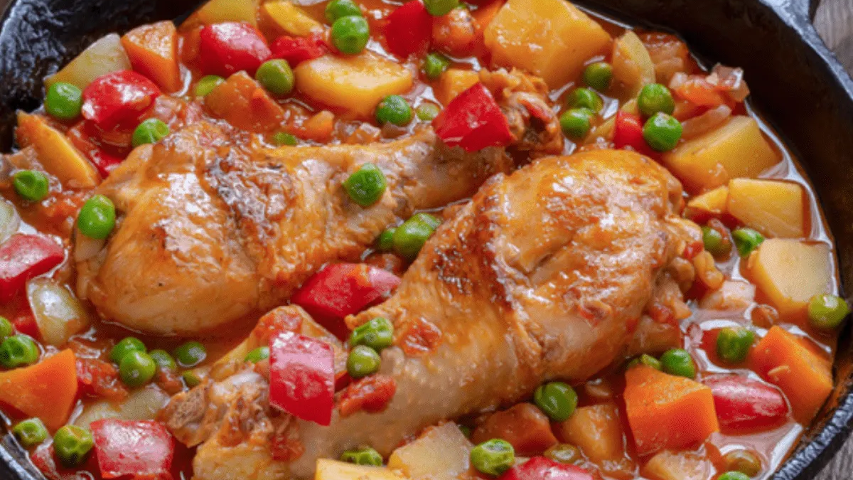 El pollo a la jardinera es una receta perfecta para hacer en casa, con ingredientes que seguro tenés, y disfrutar junto a la familia. El pollo a la jardinera es una receta perfecta para hacer en casa, con ingredientes que seguro tenés, y disfrutar junto a la familia.