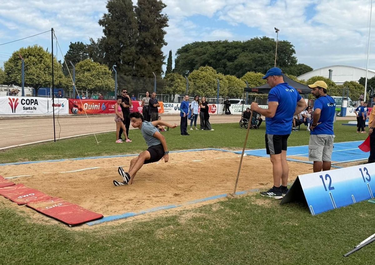 La jornada inicial de la Copa Santa Fe de Atletismo se realizó en San Guillermo y contó con la participación de 240 deportistas.