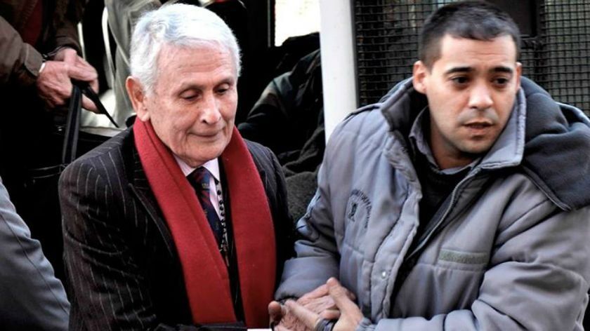 Un Tribunal Oral Federal porteño concedió el arresto domiciliario al represor Miguel Etchecolatz