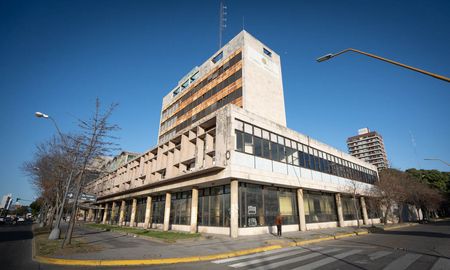 Uno de los puntos afectados es el Correo Argentino, en 27 de Febrero y Alem. Uno de los puntos afectados es el Correo Argentino, en 27 de Febrero y Alem.