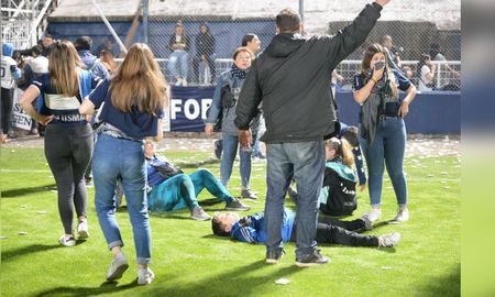 Siete hinchas heridos por los incidentes en Gimnasia-Boca recibieron el alta médica este viernes. Siete hinchas heridos por los incidentes en Gimnasia-Boca recibieron el alta médica este viernes.