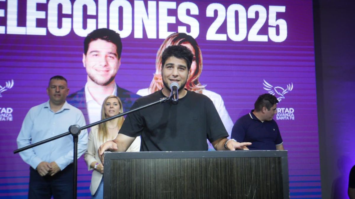 Agustín Pellegrini ganó las elecciones 2025 en Santa Fe.