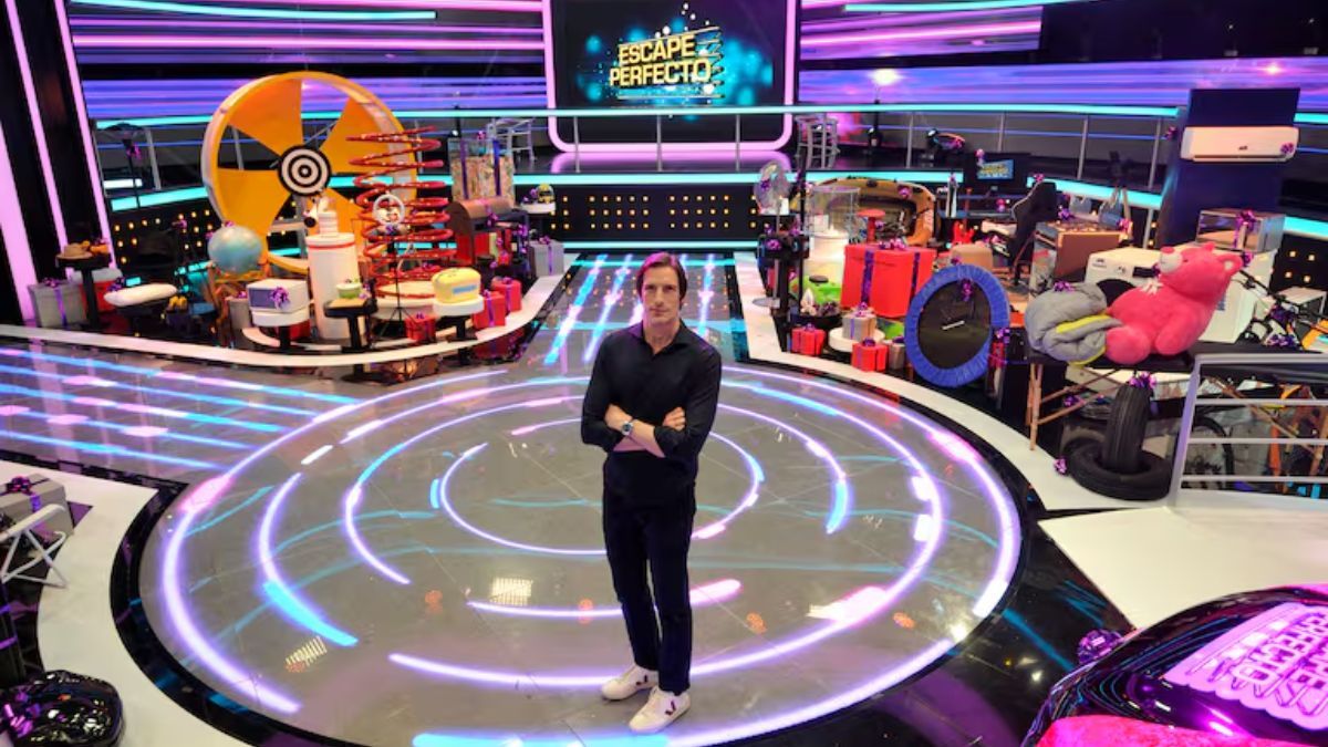 Iván de Pineda lleva tres años al frente de Escape Perfecto en Telefe. Iván de Pineda lleva tres años al frente de Escape Perfecto en Telefe.