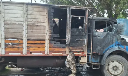 Un incendio dentro de un camión provocó la muerte de un niño de cuatro años en Ordóñez, en el departamento Unión, Córdoba, y dejó a toda la localidad atravesada por la consternación. Un incendio dentro de un camión provocó la muerte de un niño de cuatro años en Ordóñez, en el departamento Unión, Córdoba, y dejó a toda la localidad atravesada por la consternación.