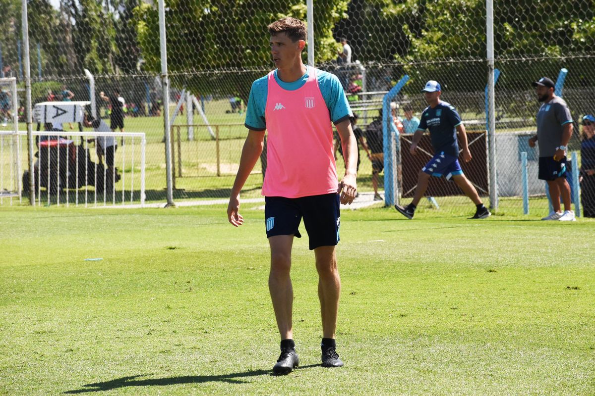 Germán Conti en sus primeros entrenamientos con la camiseta de Racing. Germán Conti en sus primeros entrenamientos con la camiseta de Racing.