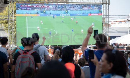 El Molino Fábrica Cultural se prepara nuevamente para recibir a cientos de hinchas que disfrutarán por pantalla gigante al seleccionado nacional. El Molino Fábrica Cultural se prepara nuevamente para recibir a cientos de hinchas que disfrutarán por pantalla gigante al seleccionado nacional.