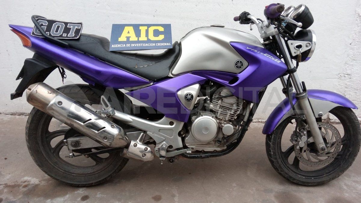 También se secuestró una motocicleta YBR 250 cc.