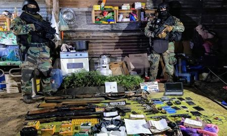 El 28 de noviembre del 2020, personal de Prefectura irrumpió en un rancho de la isla y secuestró un arsenal y cocaína. El 28 de noviembre del 2020, personal de Prefectura irrumpió en un rancho de la isla y secuestró un arsenal y cocaína.