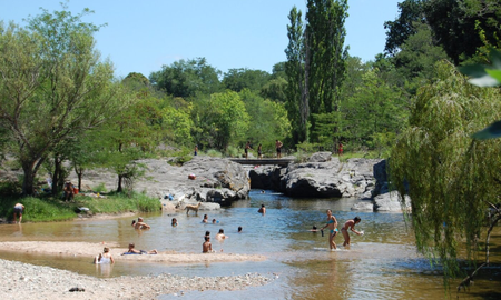 Río de los Sauces, un maravilloso atractivo para disfrutar un fin de semana. Río de los Sauces, un maravilloso atractivo para disfrutar un fin de semana.