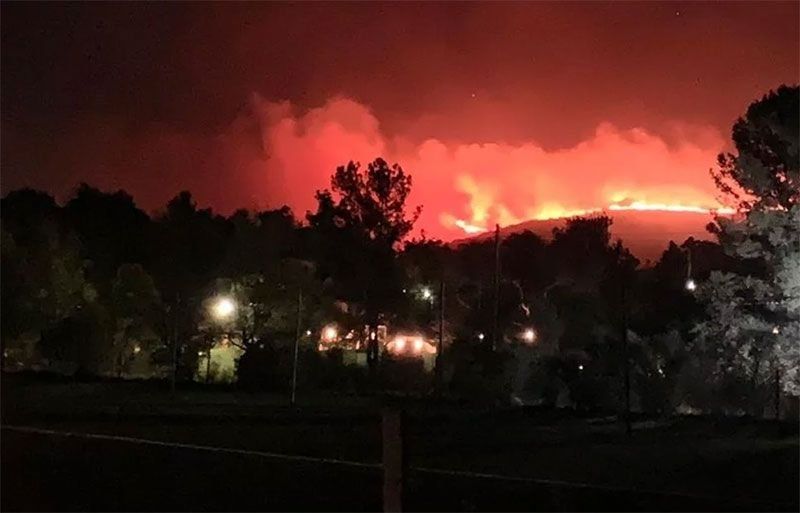 Las llamas ceden en La Cumbre y el incendio avanza hacia Villa Giardino