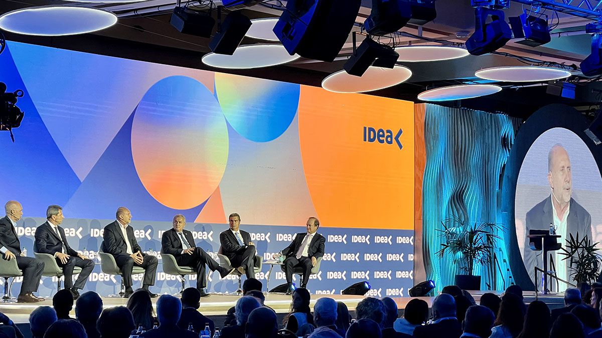 El gobernador Omar Perotti participó este viernes en Mar del Plata del 58° Coloquio de IDEA 2022.