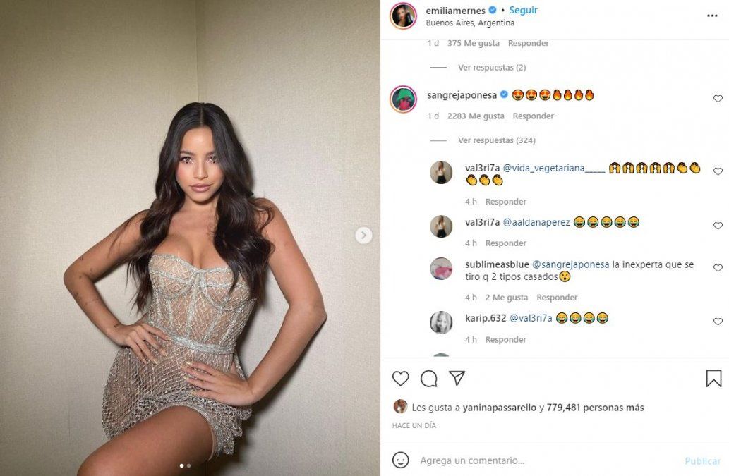 La China reaccionó a la sensual foto de Emilia pero sus fans la acusaron de "roba novios".