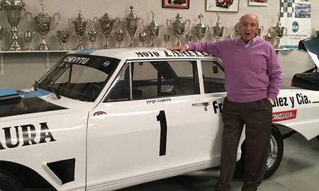 Jorge Cupeiro falleció a los 83 años y formó parte de la misión argentina que hizo historia en las 84 horas de Nürburgring. Jorge Cupeiro falleció a los 83 años y formó parte de la misión argentina que hizo historia en las 84 horas de Nürburgring.
