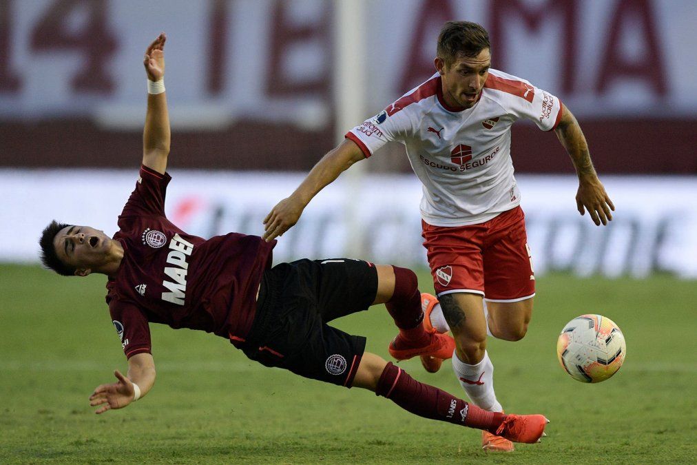 Independiente recibe a Lanús en Avellaneda para definir a otro semifinalista de la Copa Sudamericana.