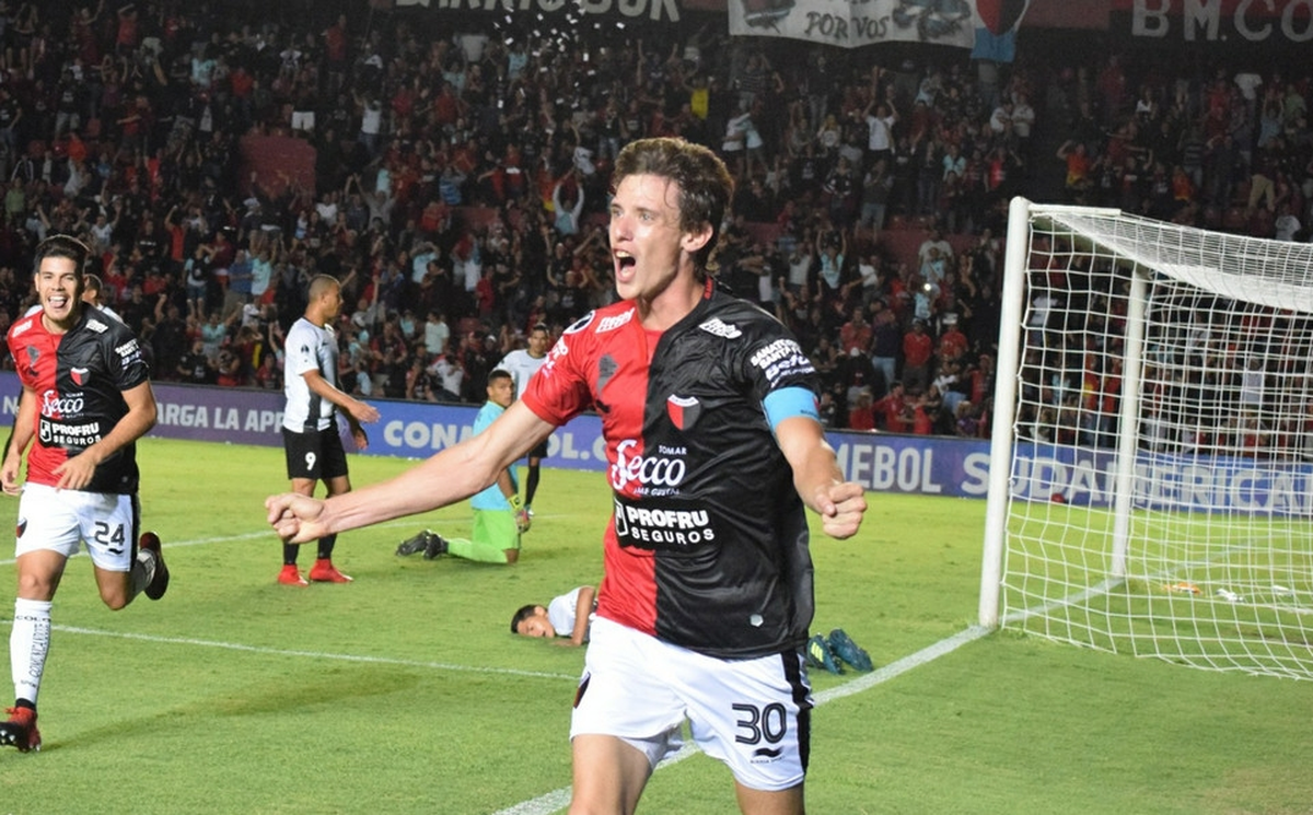 Germán Conti y sus goles con la camiseta de Colón. Germán Conti y sus goles con la camiseta de Colón.