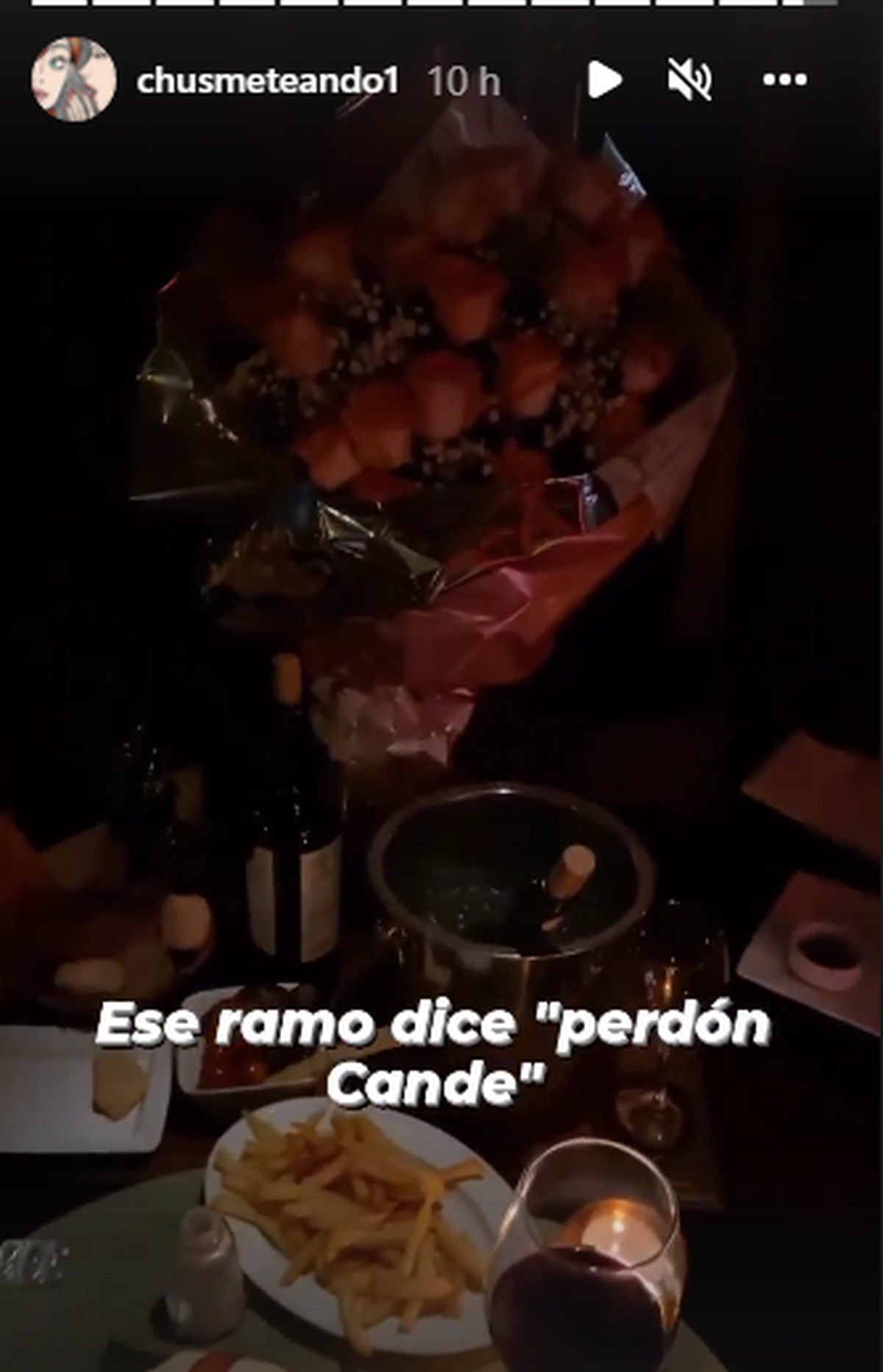 Coti le dio un ramo de rosas a Cande Tinelli para tener la reconciliaci&oacute;n.