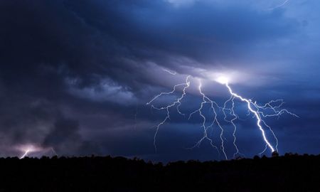Protección Civil pidió a la población extremar cuidados y asegurar objetos sueltos ante las ráfagas.A qué hora se esperan tormentas en Santa Fe. Protección Civil pidió a la población extremar cuidados y asegurar objetos sueltos ante las ráfagas.A qué hora se esperan tormentas en Santa Fe.