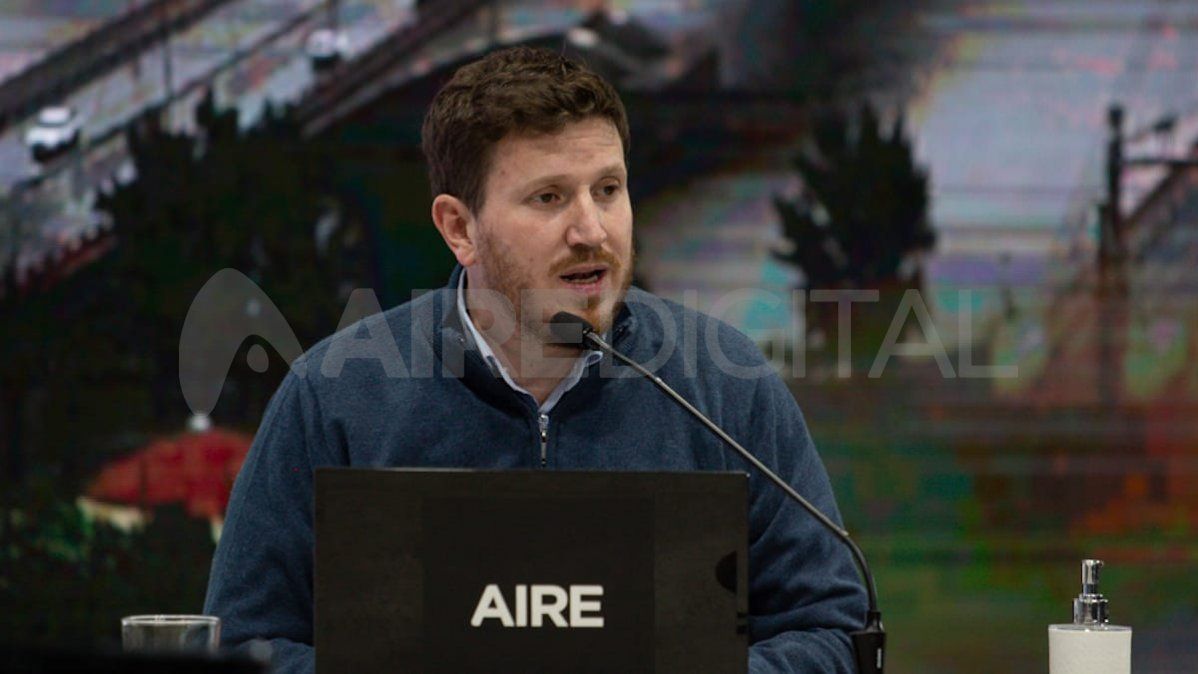 Para fomentar el empleo registrado, Angelini propuso a principios de julio que, para que los empleados en negro puedan estar registrados, se exima del pago de los aportes patronales a las empresas.