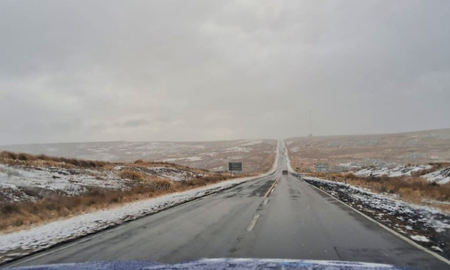 Nieve en el Camino de las Altas Cumbres en Córdoba. Nieve en el Camino de las Altas Cumbres en Córdoba.