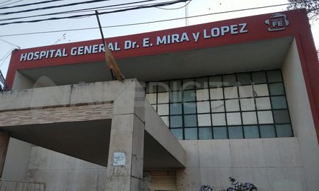La víctima fue trasladada en una unidad del 107 al hospital Iturraspe donde se le realizaron las primeras atenciones de urgencia en el shockroom, luego al Cullen. Este sábado murió. La víctima fue trasladada en una unidad del 107 al hospital Iturraspe donde se le realizaron las primeras atenciones de urgencia en el shockroom, luego al Cullen. Este sábado murió.
