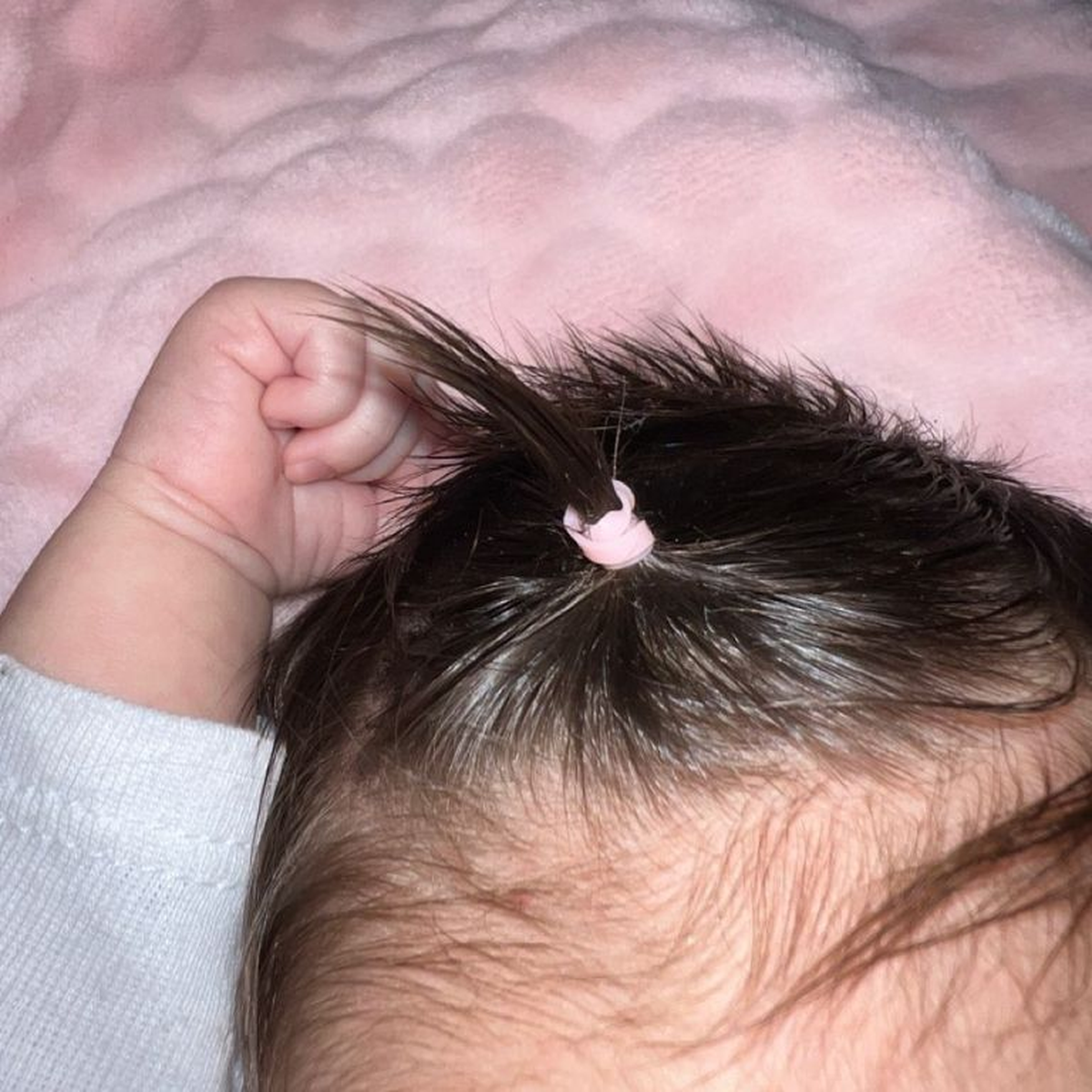 Melody Luz y Alex Caniggia le dieron la bienvenida a la pequeña Venezia.