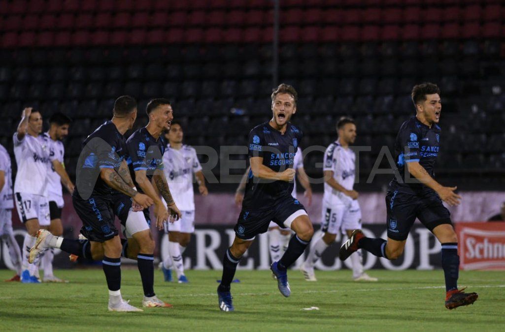 La Crema logró pasar a semifinales del Reducido, donde enfrentará a Platense, quien hizo lo propio ante Deportivo Riestra.