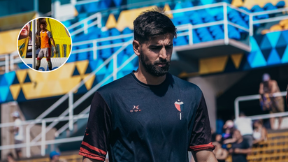 La llamativa vestimenta del arquero de Colón en el partido contra Atlanta