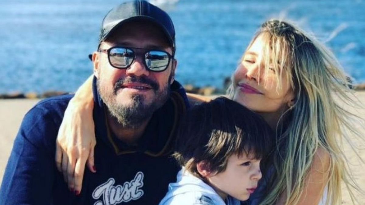 Lolo nació como fruto del amor entre Marcelo Tinelli y Guillermina Valdés. Lolo nació como fruto del amor entre Marcelo Tinelli y Guillermina Valdés. 