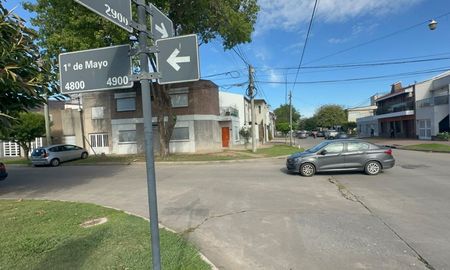 Vecinos de Fomento 9 de Julio denunciaron nuevos robos de flexibles de gas en calle 1º de Mayo de Santa Fe.&nbsp;