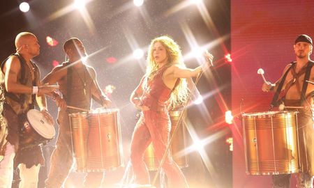 Así se vestirá Shakira para sus shows en la Argentina. Foto: Nicolás Gerardin. Así se vestirá Shakira para sus shows en la Argentina. Foto: Nicolás Gerardin.