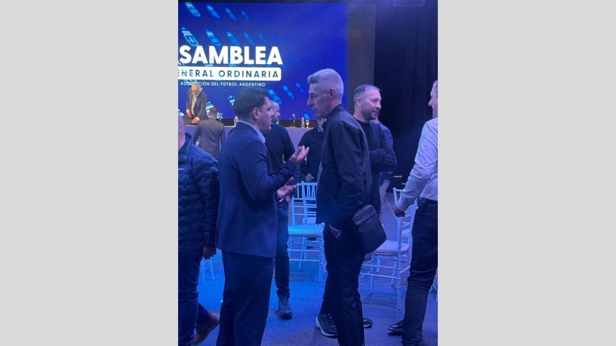 Matias Messi y Cristian D&rsquo;Amico en la asamblea de AFA.