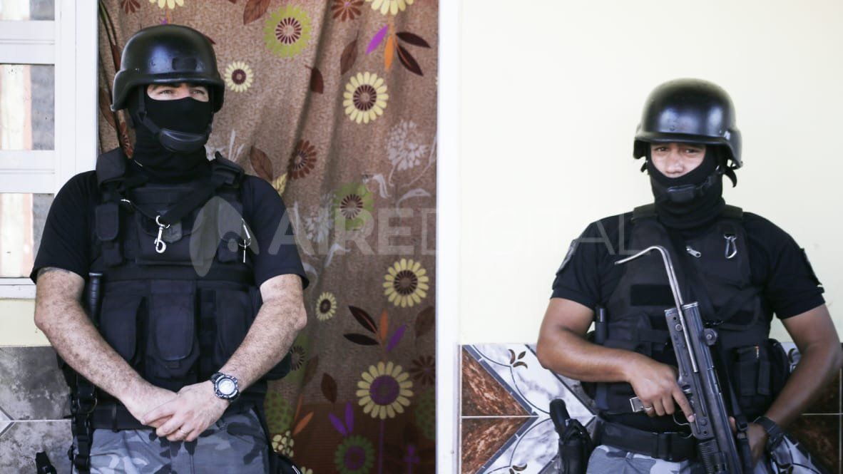 Dos allanamientos sobre Estanislao Zeballos en el barrio La Loma