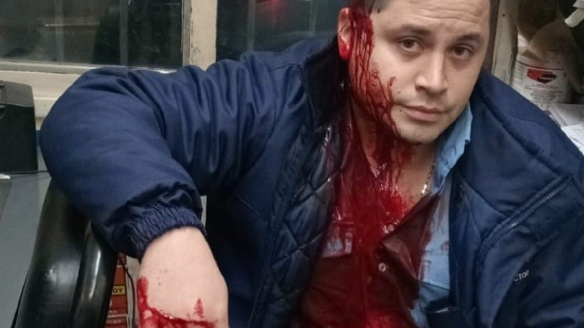 Brutal ataque a un colectivero en La Matanza: lo apuñalaron y hay paro total en la línea 126