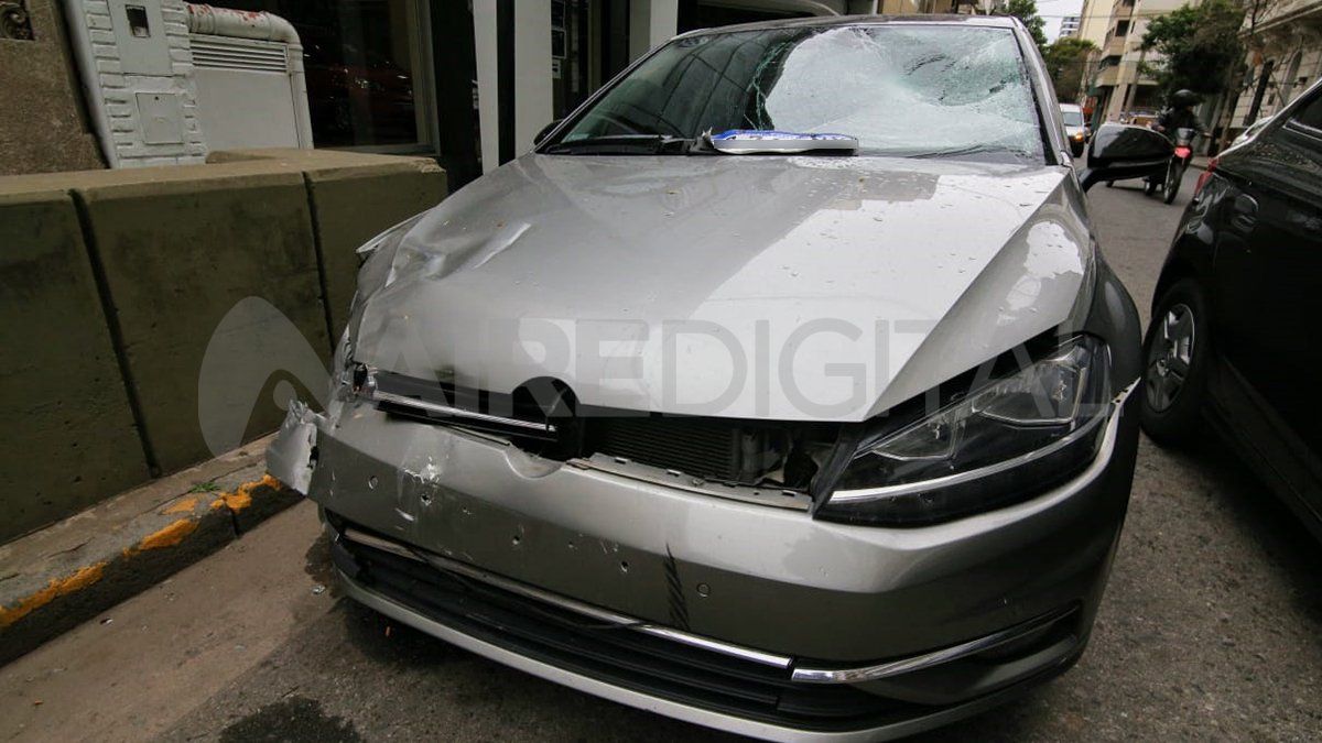 El vehículo quedó a disposición del en turno de la Unidad Flagrancia de Rosario.