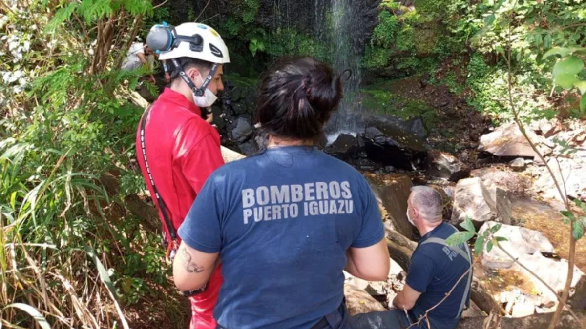 El accidente ocurrió alrededor de la 1:30 de la madrugada del domingo.