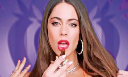 tini stoessel poso muy sensual con una diminuta tanga tini stoessel poso muy sensual con una diminuta tanga