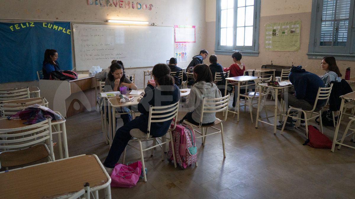 Mediante un comunicado dado a conocer este lunes, las seccionales de Santa Fe y Rosario de Sadop expresaron su profundo malestar. Mediante un comunicado dado a conocer este lunes, las seccionales de Santa Fe y Rosario de Sadop expresaron su profundo malestar.