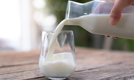 5 alimentos que aportan más calcio que la leche y necesitas incluir en tu dieta ahora mismo. 5 alimentos que aportan más calcio que la leche y necesitas incluir en tu dieta ahora mismo.
